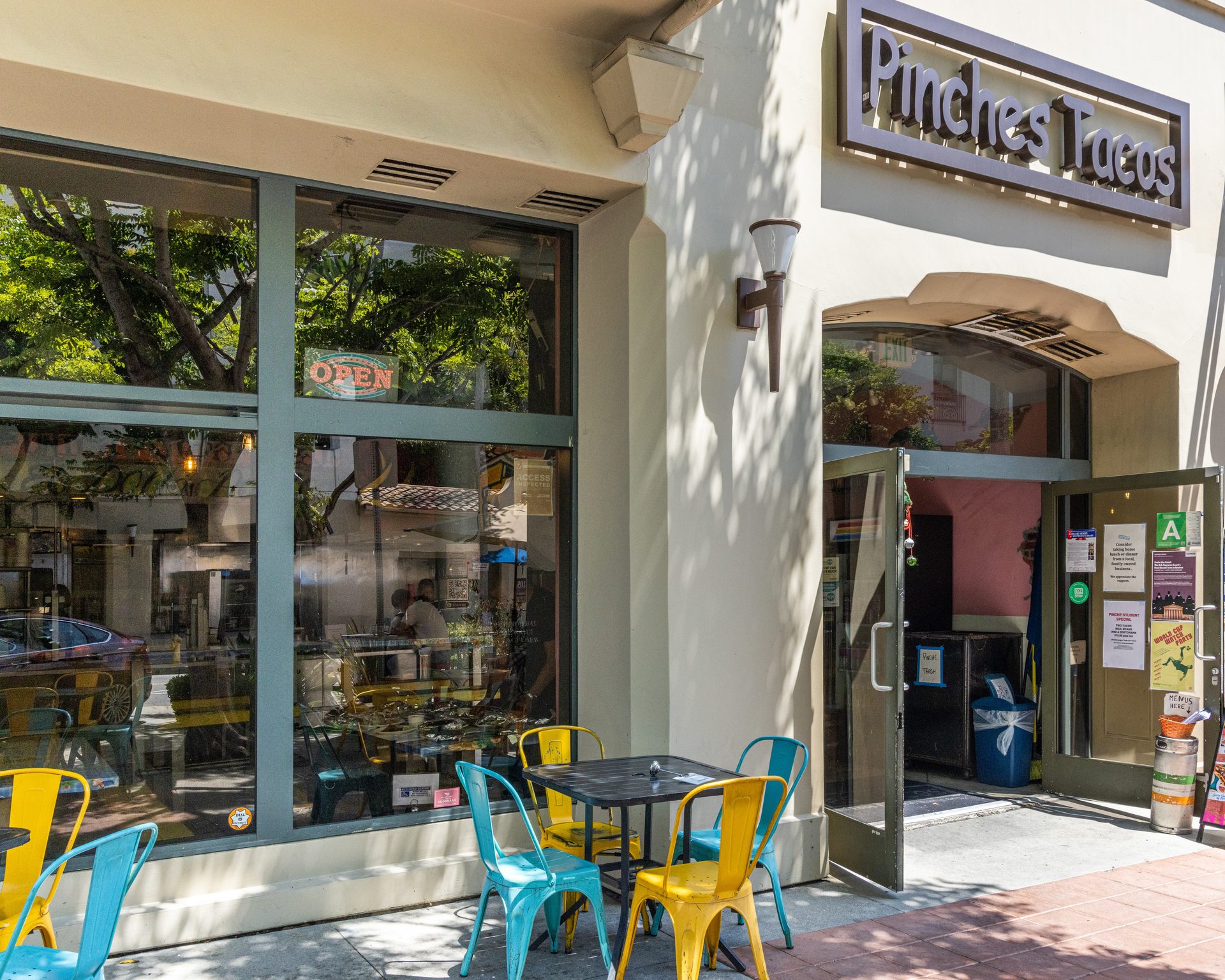 Pinches Tacos in the Press
