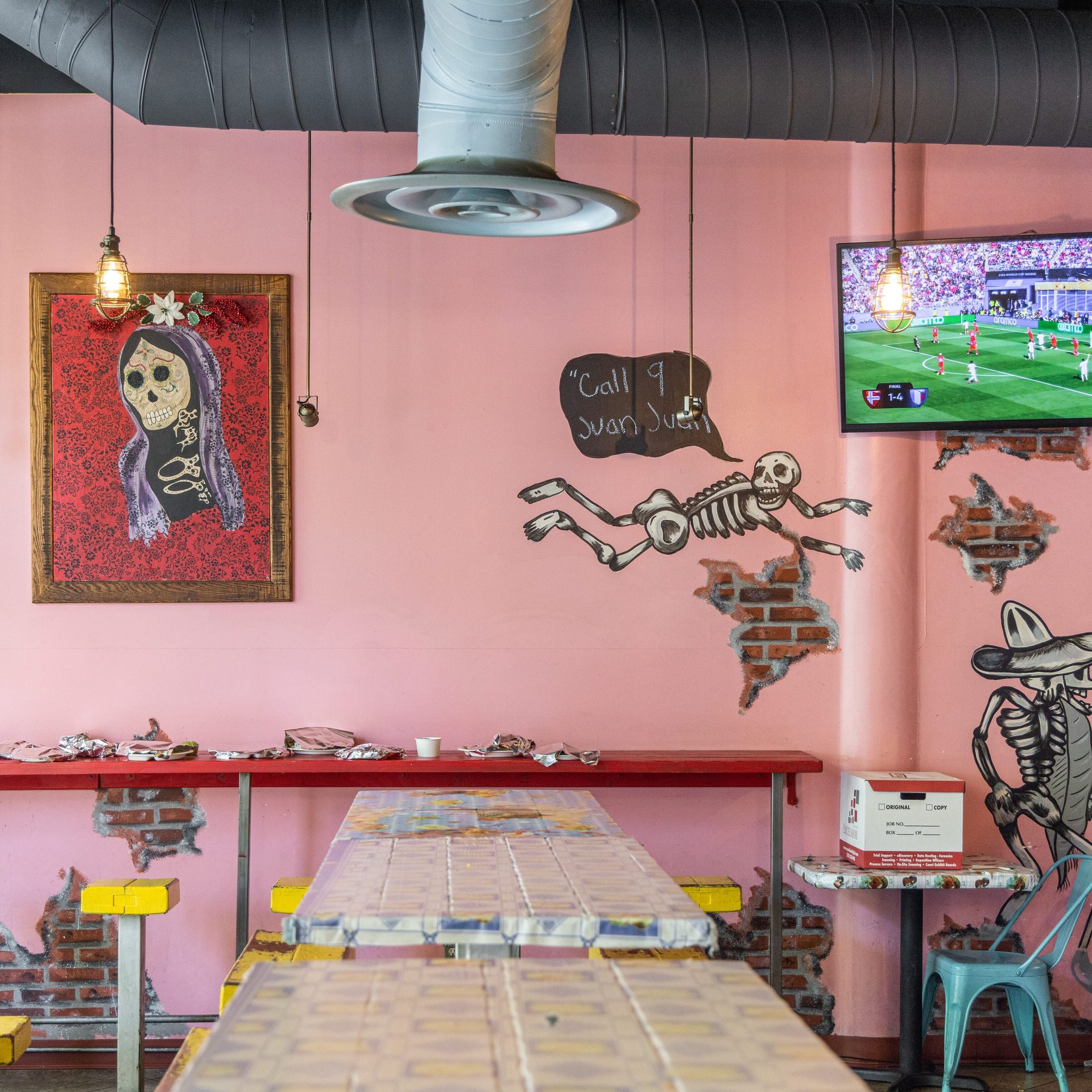 Pink Walls, Papel Picado, Real Food