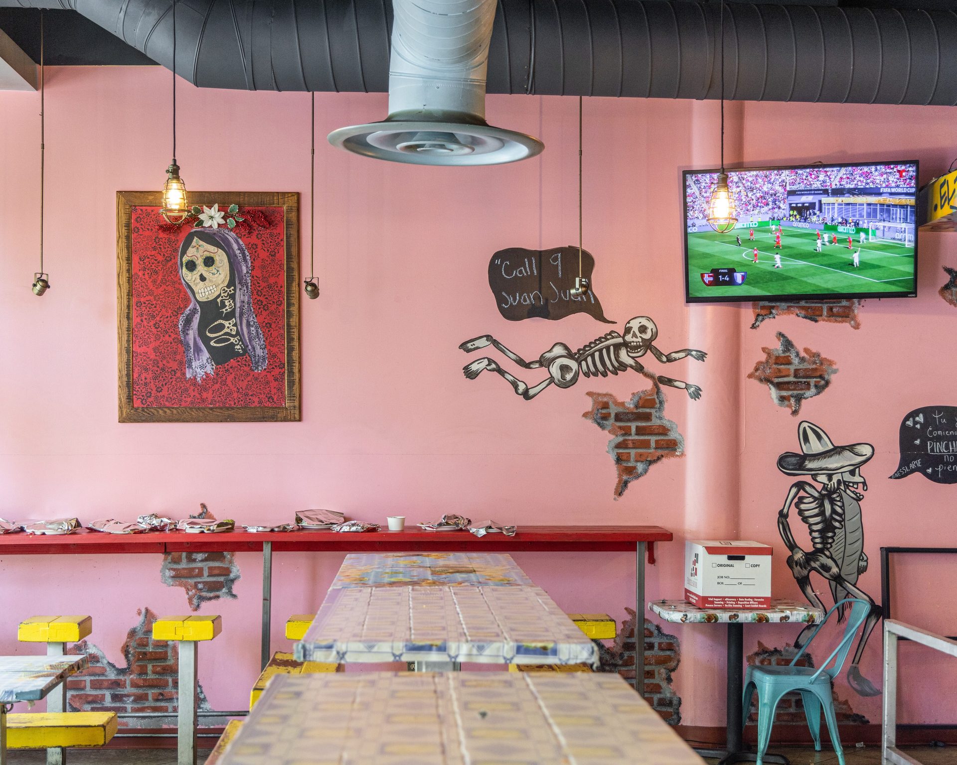 Pink Walls, Papel Picado, Real Food
